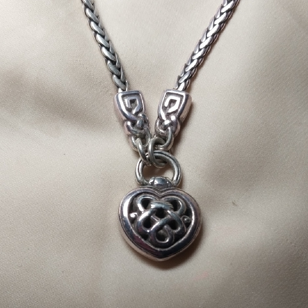 Elegant Silver Heart Pendant Necklace